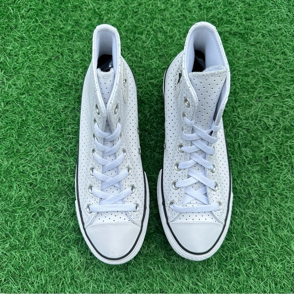 Converse Chuck Taylor All Star Lift High Top Perforated White Leather / Black - Picture 9 of 13